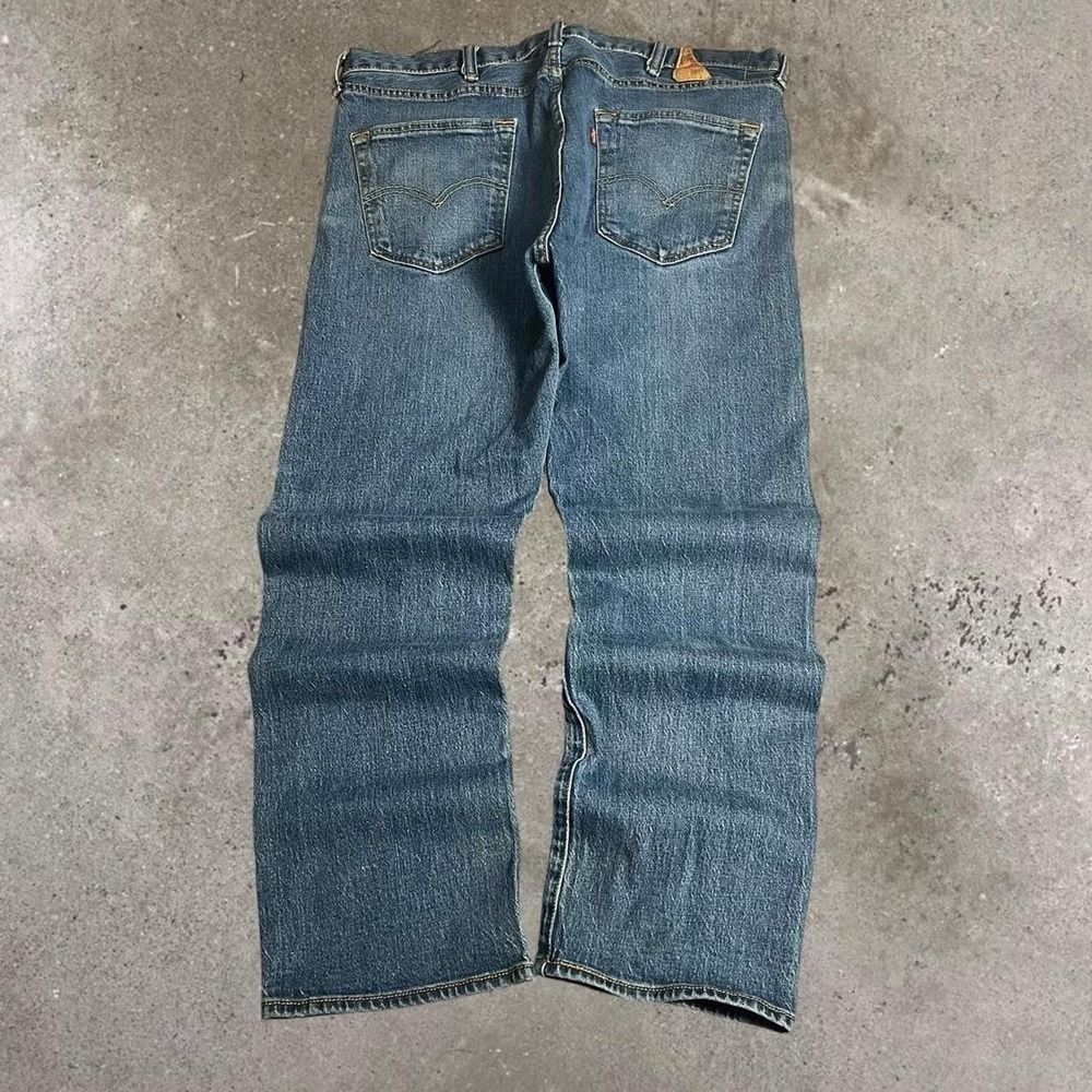 Y2K 2000s Levi's 501 Mid Wash Blue Denim Jeans